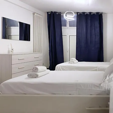 Ur-nest Centotrecento شقة *